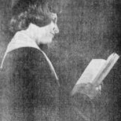 A Conversation with Pioneering Female Cantor Susan Mandell